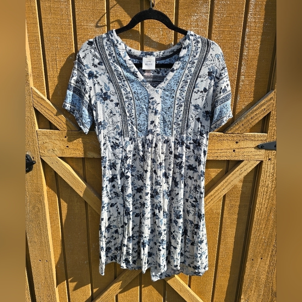 Knox Rose Navy and Cream Floral Top
